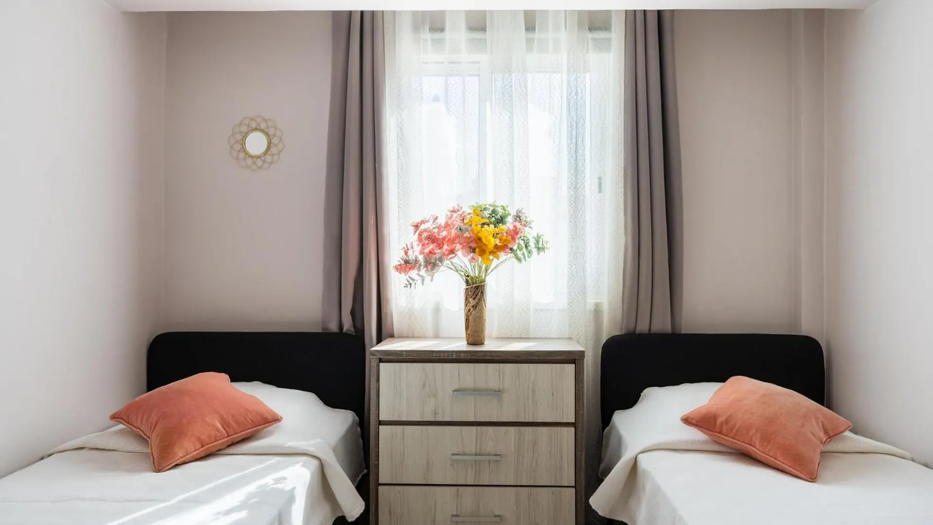 아파트 Carisa Flat, 2 Bedrooms 라르나카 키프로스